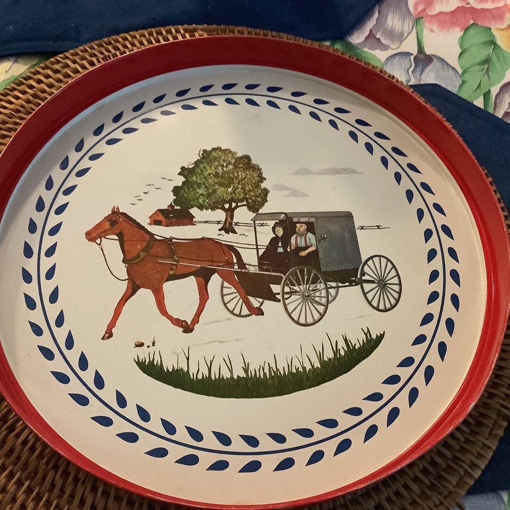 Round Metal Serving Tray